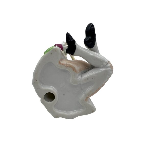 Vintage Porcelain Figurine Seated Musician Boy Playing Flute 5" Tall - Picture 5 of 7